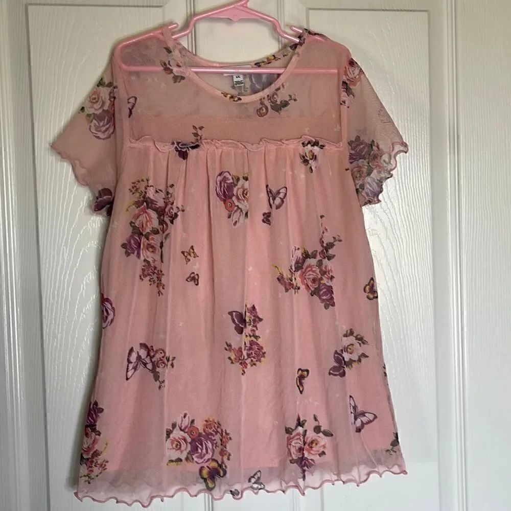 Love fire floral butterfly short sleeve top size L